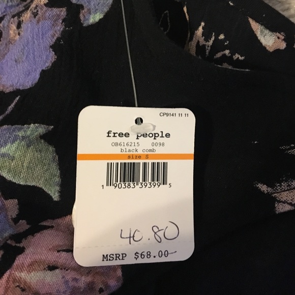 Free People black floral flowy top - Picture 3 of 3